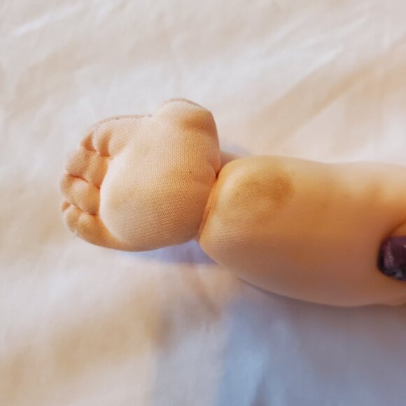 Vintage 1991 Cabbage Patch Kid Baldie Baby with Violet Eyes (Needs a little TLC) - Picture 10 of 11